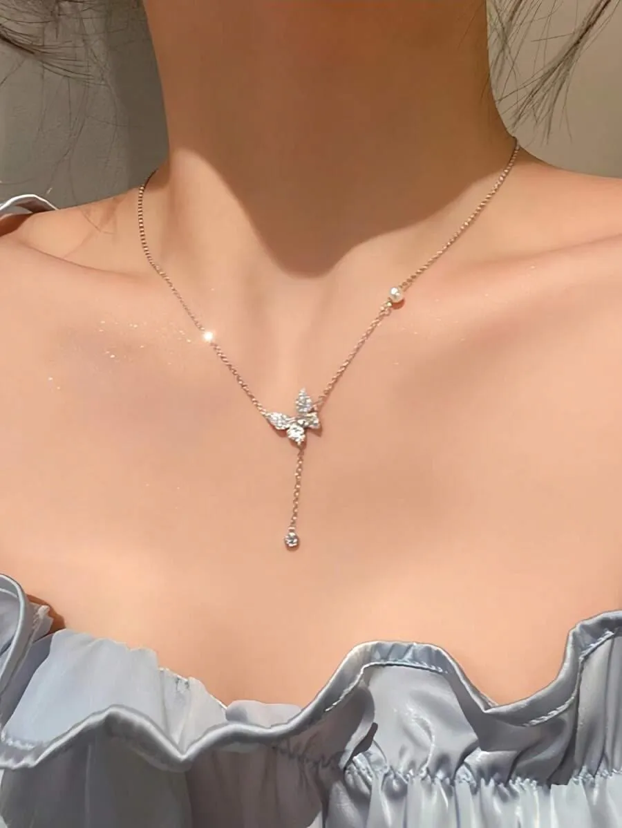 Butterfly zircon